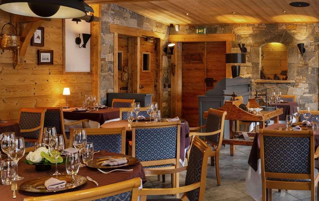 Brit Hotel Florimont Saint-Ferréol Restaurant foto