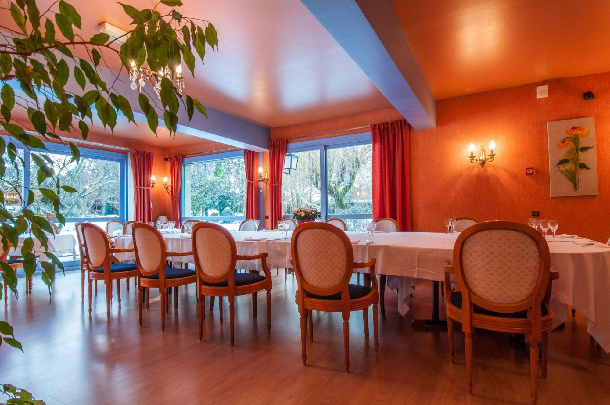 Brit Hotel Florimont Saint-Ferréol Buitenkant foto