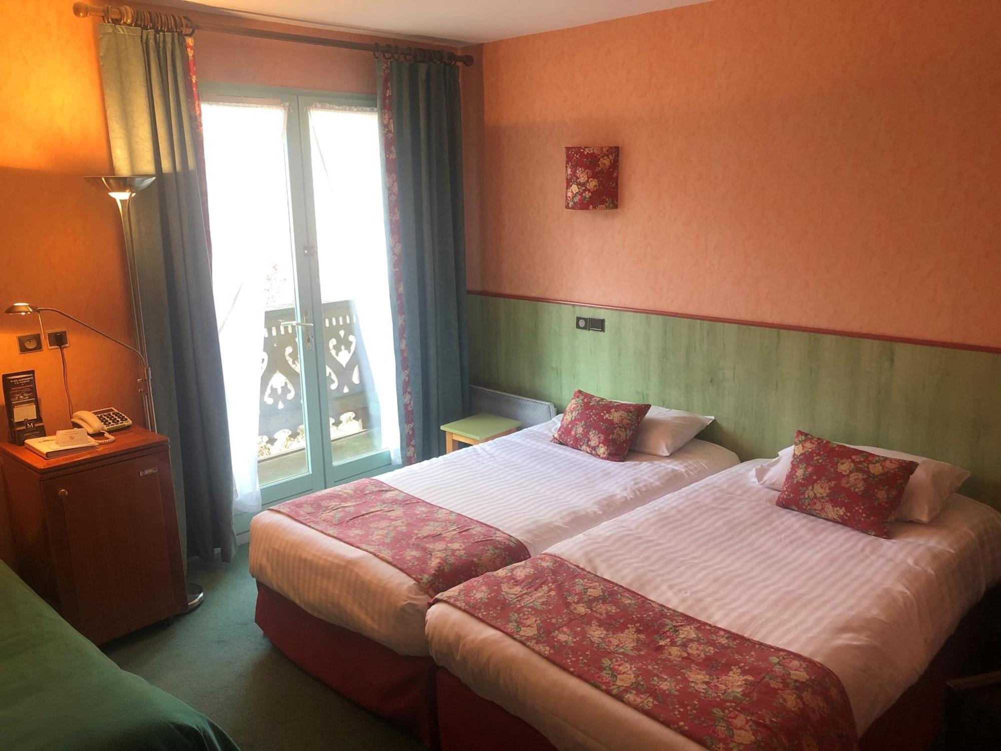 Brit Hotel Florimont Saint-Ferréol Buitenkant foto