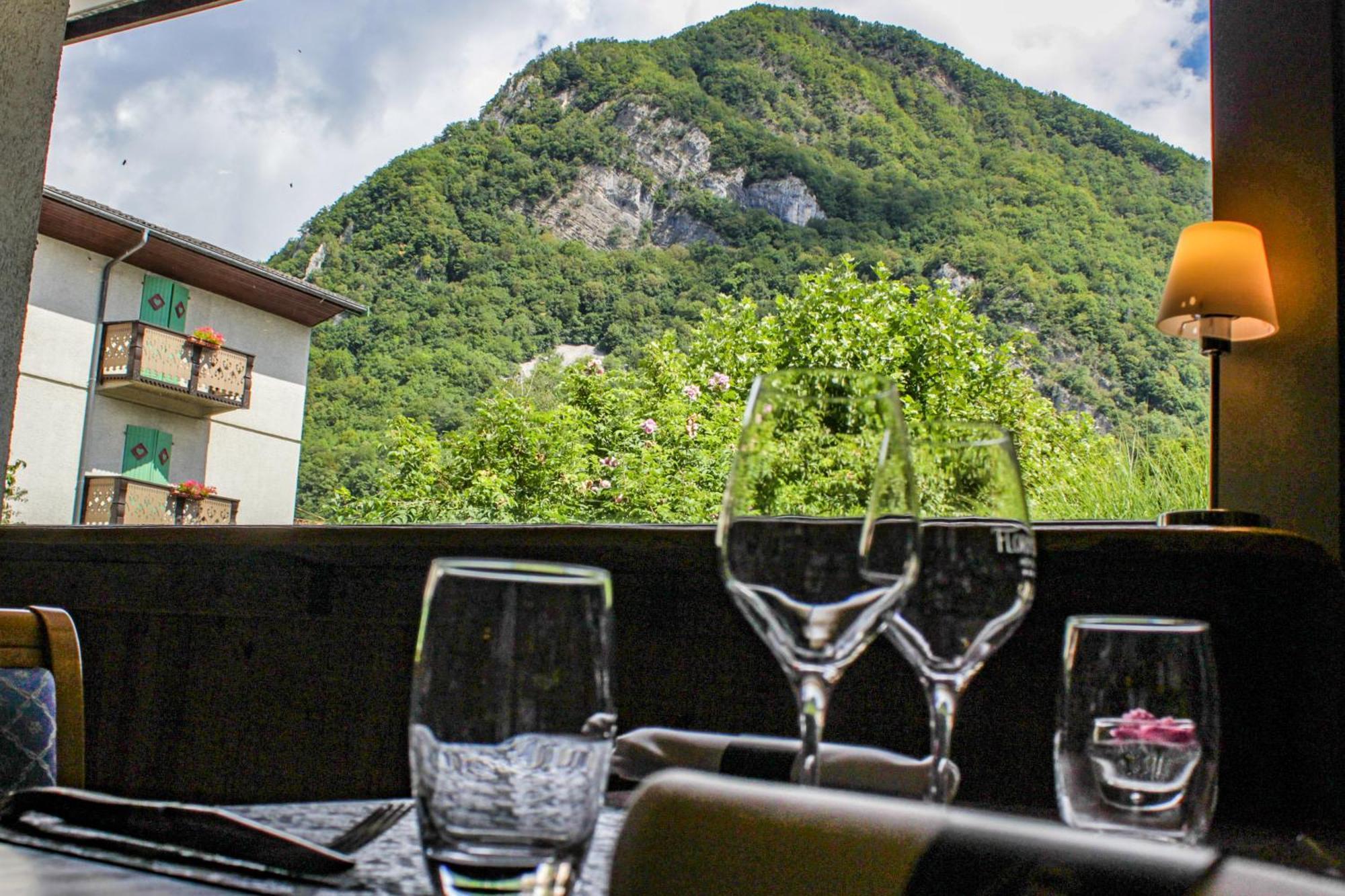 Brit Hotel Florimont Saint-Ferréol Buitenkant foto