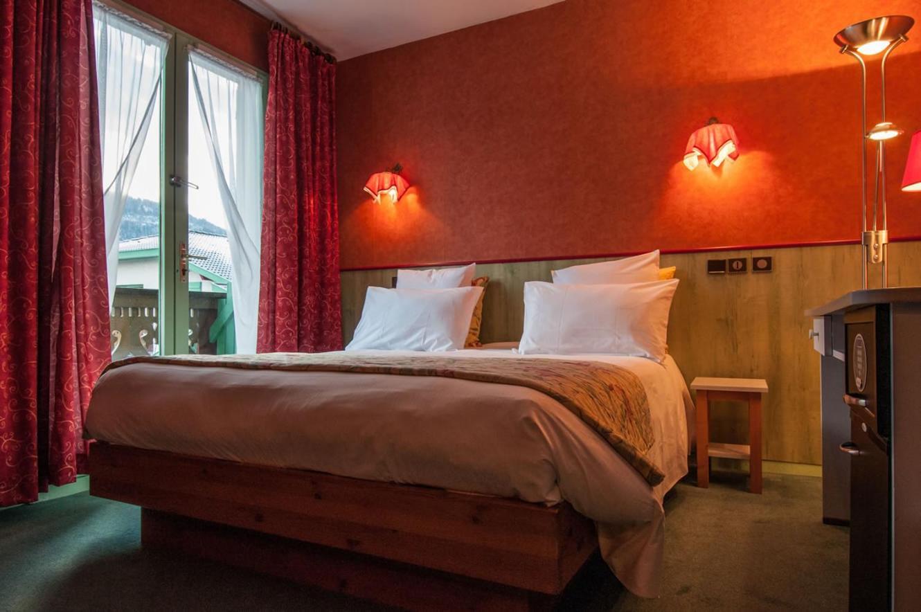 Brit Hotel Florimont Saint-Ferréol Buitenkant foto