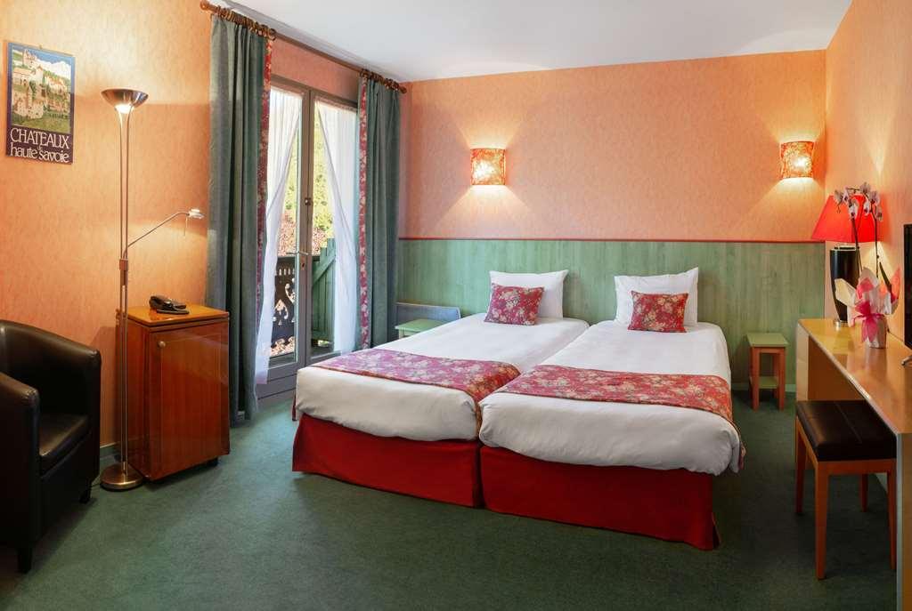 Brit Hotel Florimont Saint-Ferréol Kamer foto