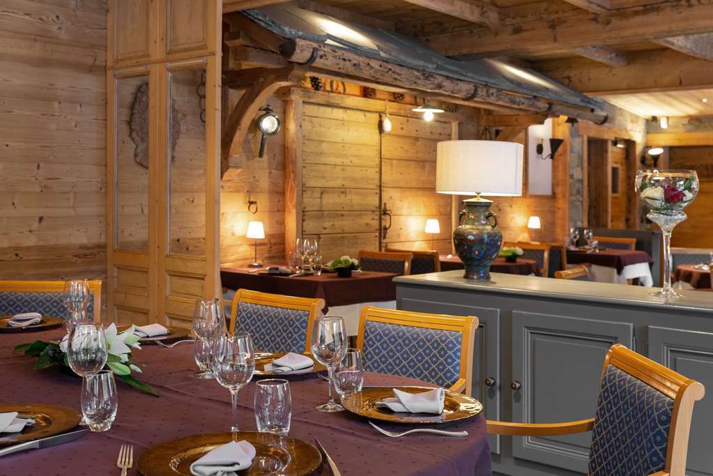 Brit Hotel Florimont Saint-Ferréol Restaurant foto